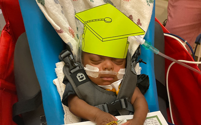 Children's National patient, Trace, "graduating" from the NICU.