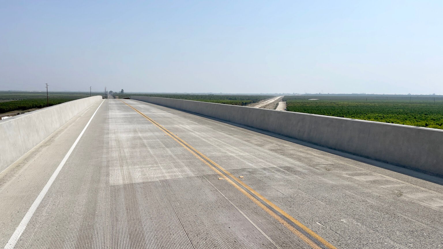 https://edge.sitecorecloud.io/cimicgroupl6308-fdcorpxmclo088b-productioneda2-a2bc/media/project/cimic/flatiron/news/2023/2023-09-21-davis_avenue_overcrossing-4-1536x864.jpg?h=864&iar=0&w=1536
