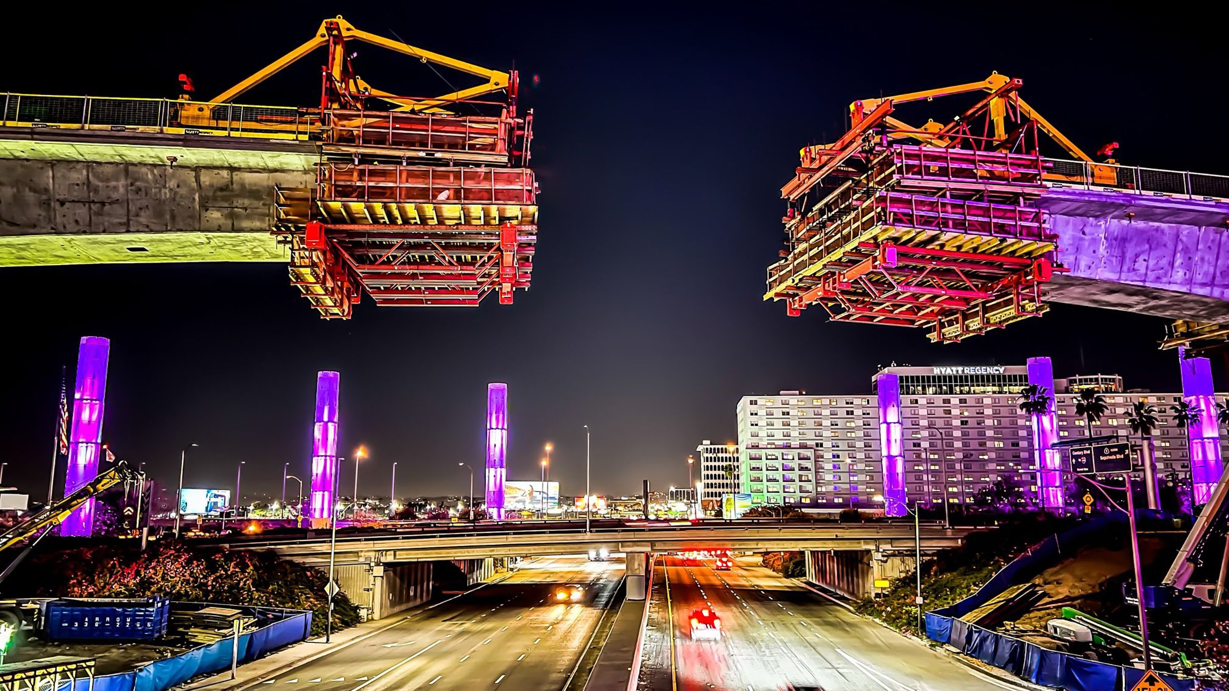 https://edge.sitecorecloud.io/cimicgroupl6308-fdcorpxmclo088b-productioneda2-a2bc/media/project/cimic/flatiron/projects/aviation/lax-automated-people-mover/2400x1350/brandon-tseng-airport-operations-sepulveda.jpg?h=1350&iar=0&w=2400