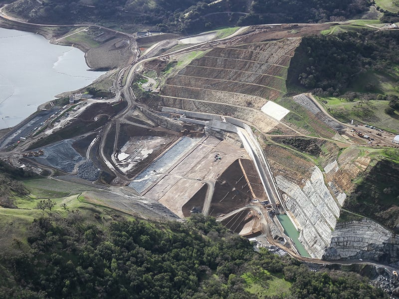 https://edge.sitecorecloud.io/cimicgroupl6308-fdcorpxmclo088b-productioneda2-a2bc/media/project/cimic/flatiron/projects/dams/calaveras-dam-replacement/800x590/calaveras_img_3315.jpg?h=599&iar=0&w=800