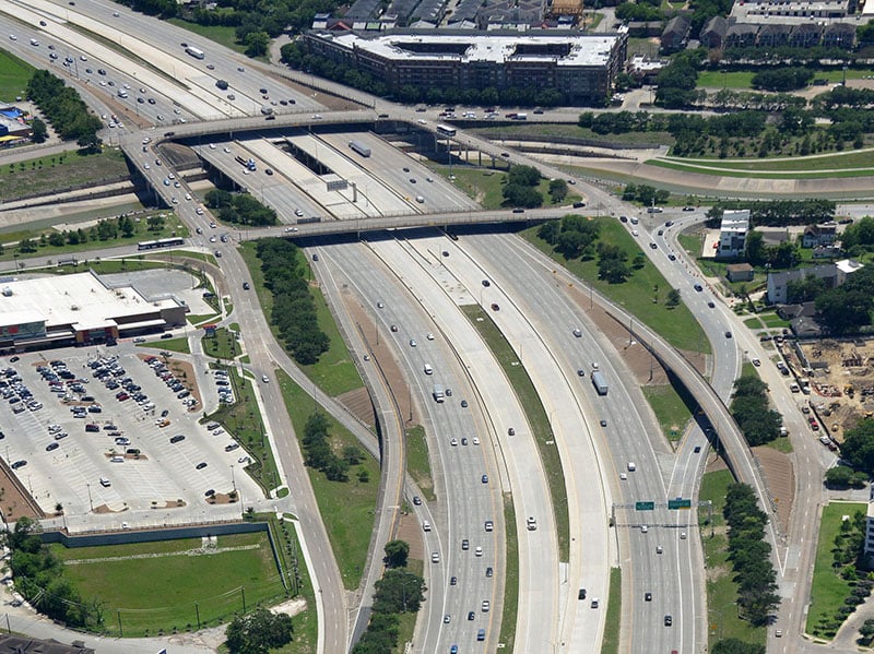 https://edge.sitecorecloud.io/cimicgroupl6308-fdcorpxmclo088b-productioneda2-a2bc/media/project/cimic/flatiron/projects/highways/harris-county-toll-lanes/800x590/sh-288-tollway-2105055064.jpg?h=599&iar=0&w=800