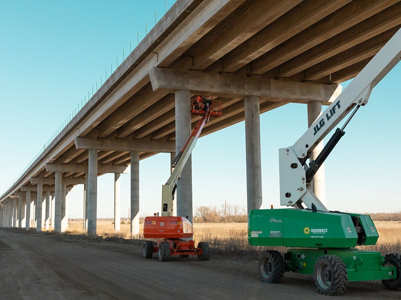 https://edge.sitecorecloud.io/cimicgroupl6308-fdcorpxmclo088b-productioneda2-a2bc/media/project/cimic/flatiron/projects/highways/lake-ralph-hall/800x590/early-2023---2.jpg?h=599&iar=0&w=800