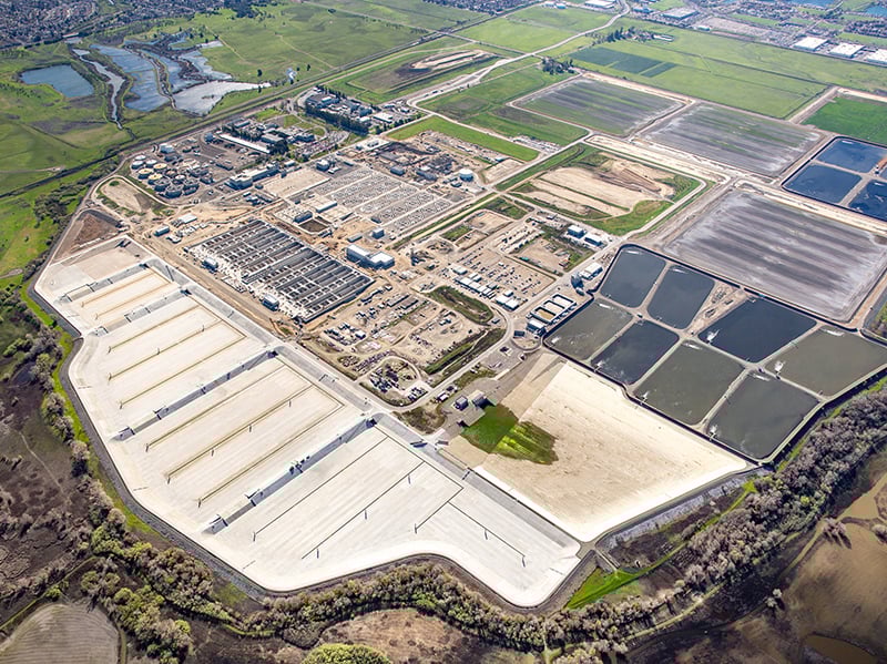 https://edge.sitecorecloud.io/cimicgroupl6308-fdcorpxmclo088b-productioneda2-a2bc/media/project/cimic/flatiron/projects/water/echowater-biological-nutirent-removal/800x590/2020-aerial-shot.jpg?h=599&iar=0&w=800