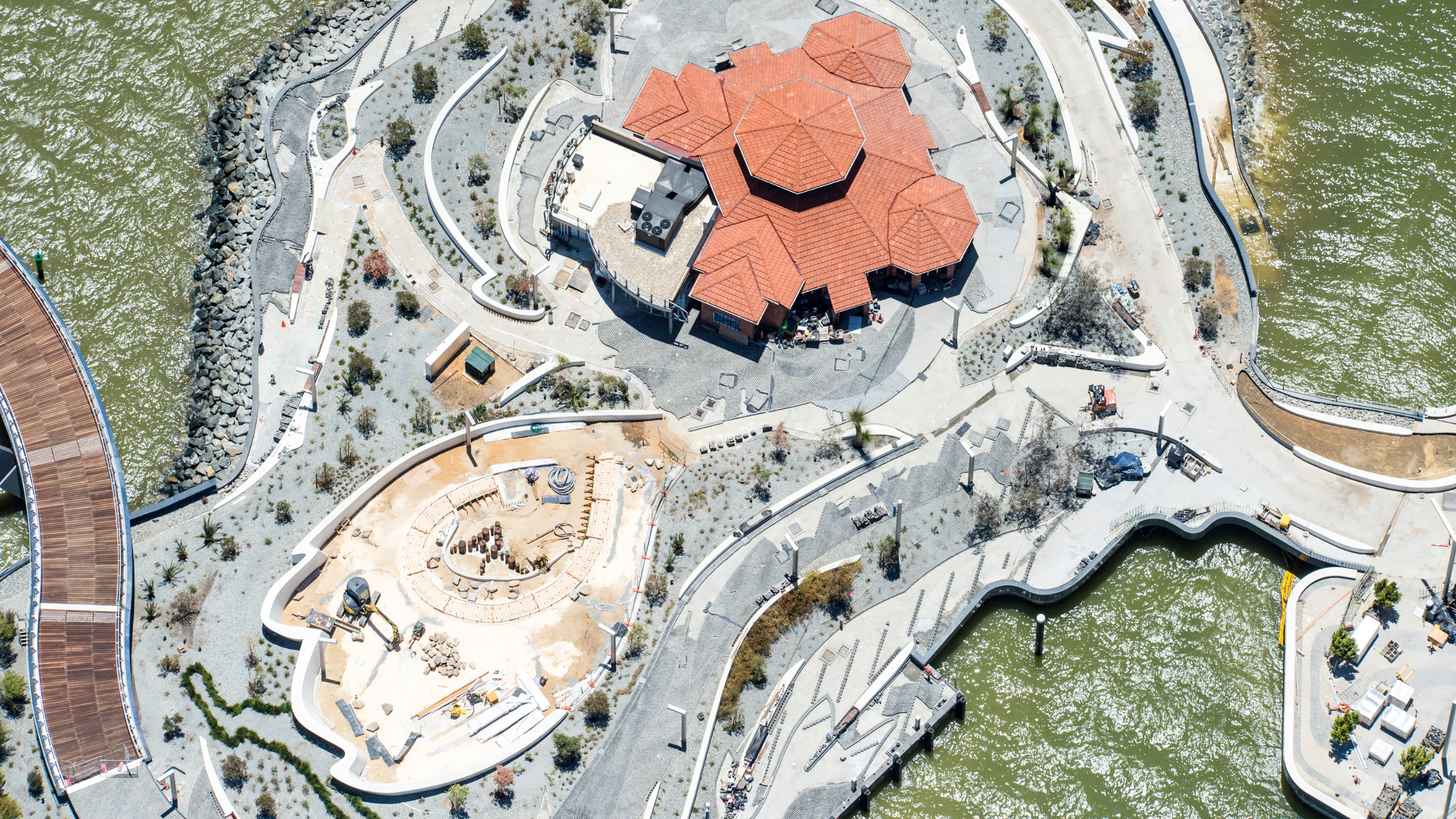 https://edge.sitecorecloud.io/cimicgroupl634d-cimicxmcloud-production-16eb/media/project/cimic/broad/projects/2400x1350/2400x1350_elizabeth-quay.png?h=1350&iar=0&w=2400