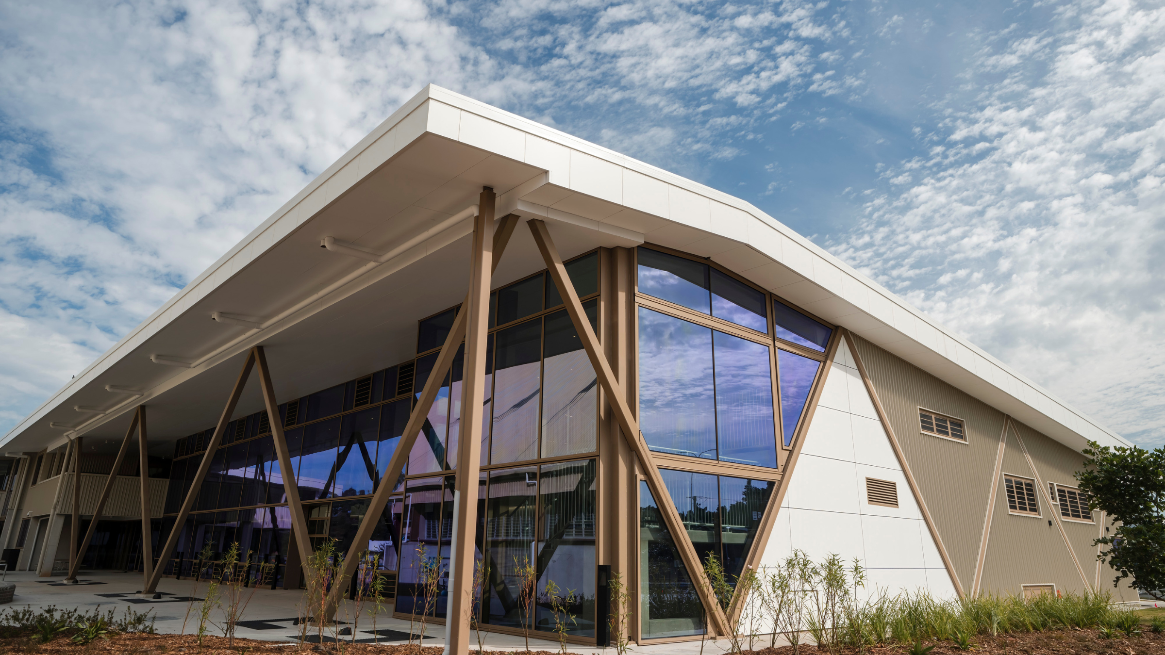 https://edge.sitecorecloud.io/cimicgroupl634d-cimicxmcloud-production-16eb/media/project/cimic/cpb/3-news-images/2025/eagle_farm_tafe_2400x1350.png?h=1350&iar=0&w=2400