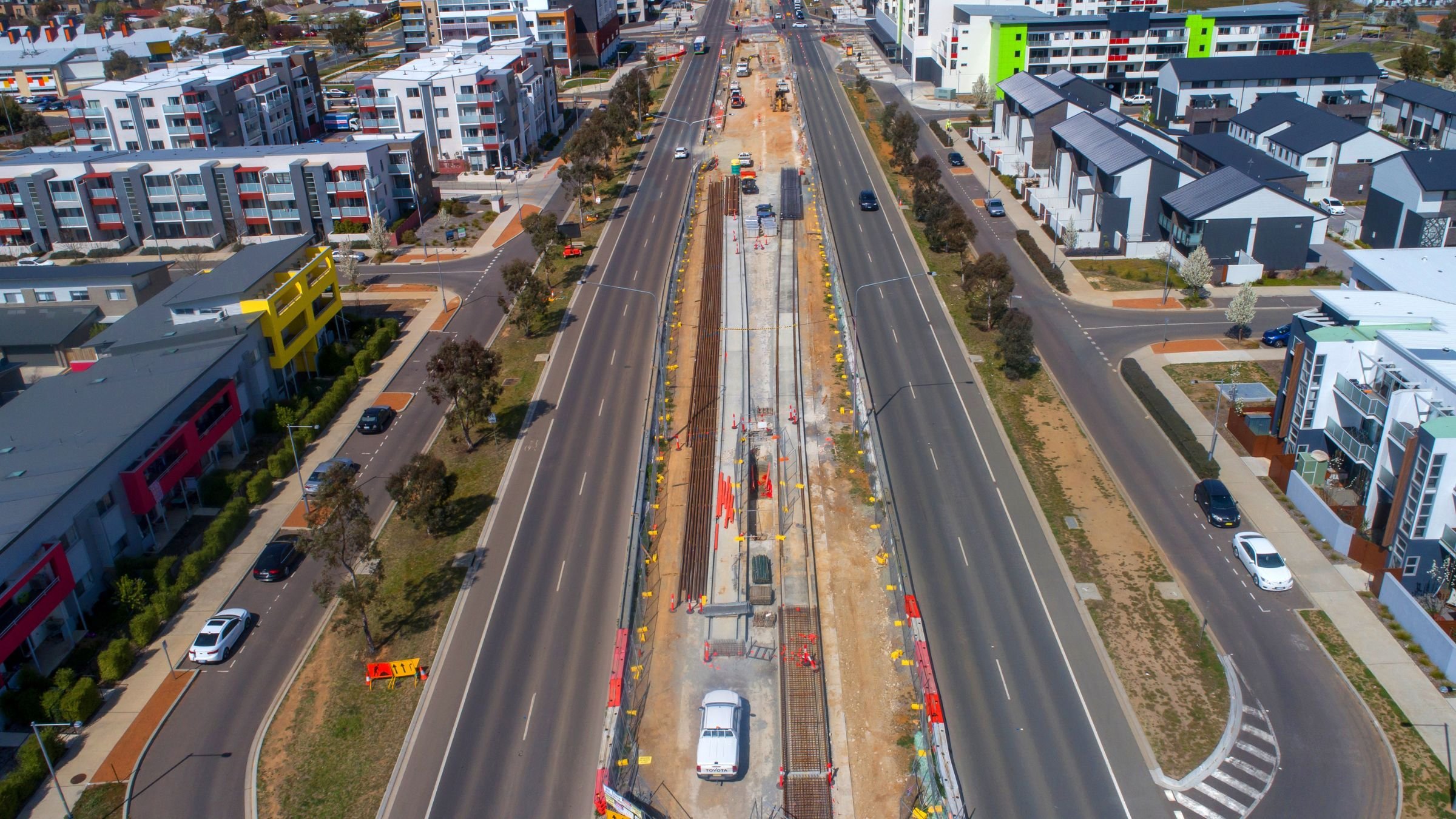 https://edge.sitecorecloud.io/cimicgroupl634d-cimicxmcloud-production-16eb/media/project/cimic/cpb/4-project-images/2016/canberra-light-rail-2400x1350.jpg?h=1350&iar=0&w=2400