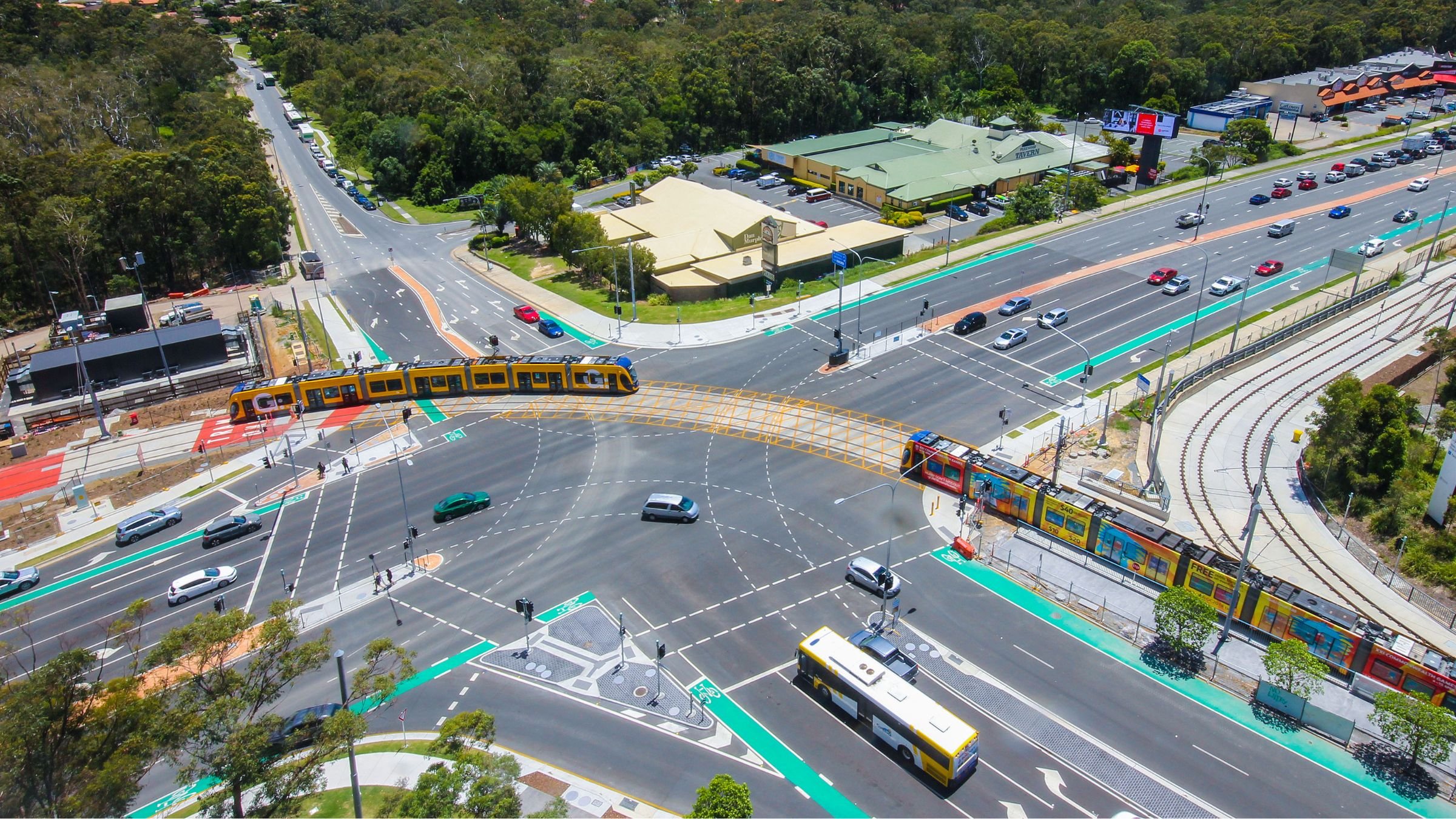 https://edge.sitecorecloud.io/cimicgroupl634d-cimicxmcloud-production-16eb/media/project/cimic/cpb/4-project-images/2016/gold-coast-lightrail-2400x1350.jpg?h=1350&iar=0&w=2400