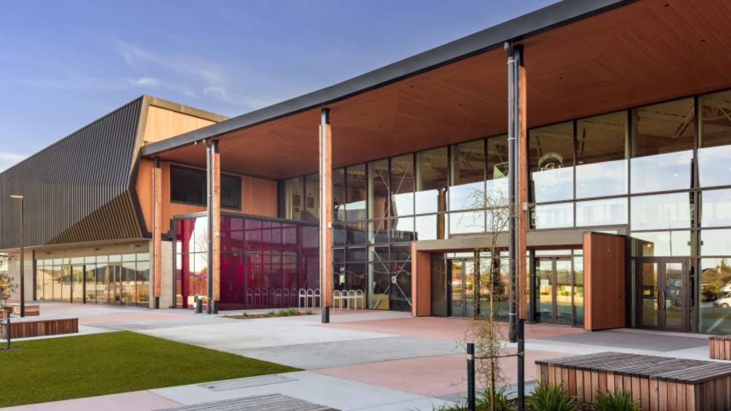 https://edge.sitecorecloud.io/cimicgroupl634d-cimicxmcloud-production-16eb/media/project/cimic/cpb/4-project-images/2017/nz-school-ppp-2400x1350-(1).jpg?h=1350&iar=0&w=2400