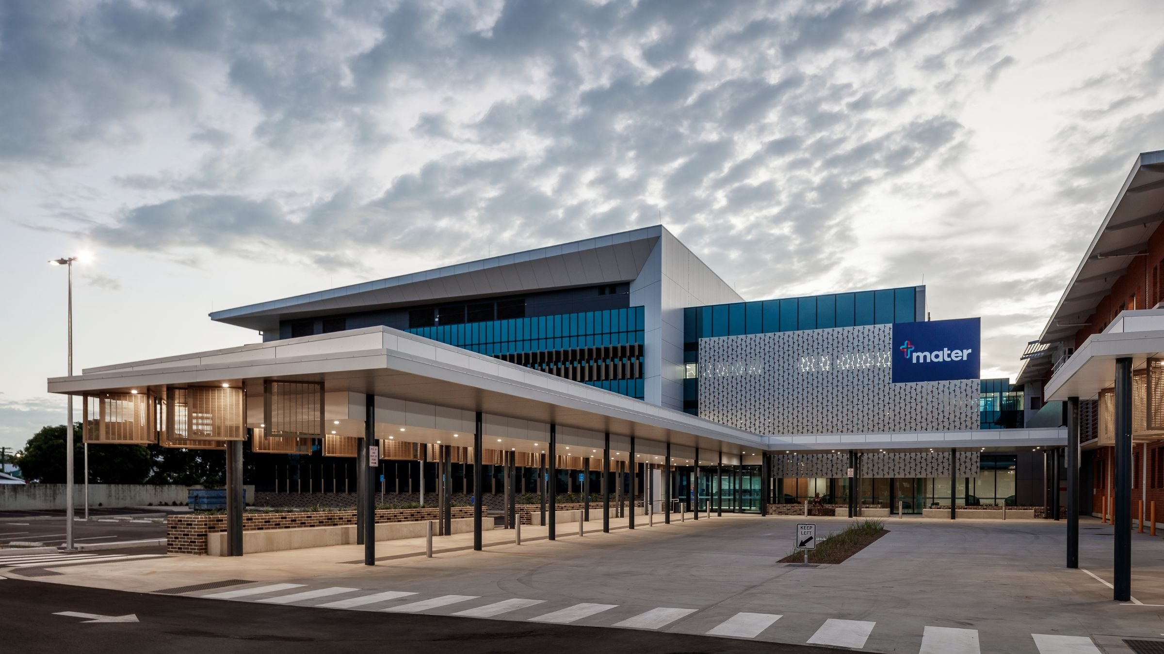 https://edge.sitecorecloud.io/cimicgroupl634d-cimicxmcloud-production-16eb/media/project/cimic/cpb/4-project-images/2018/mater-hospital-2400x1350.jpg?h=1350&iar=0&w=2400