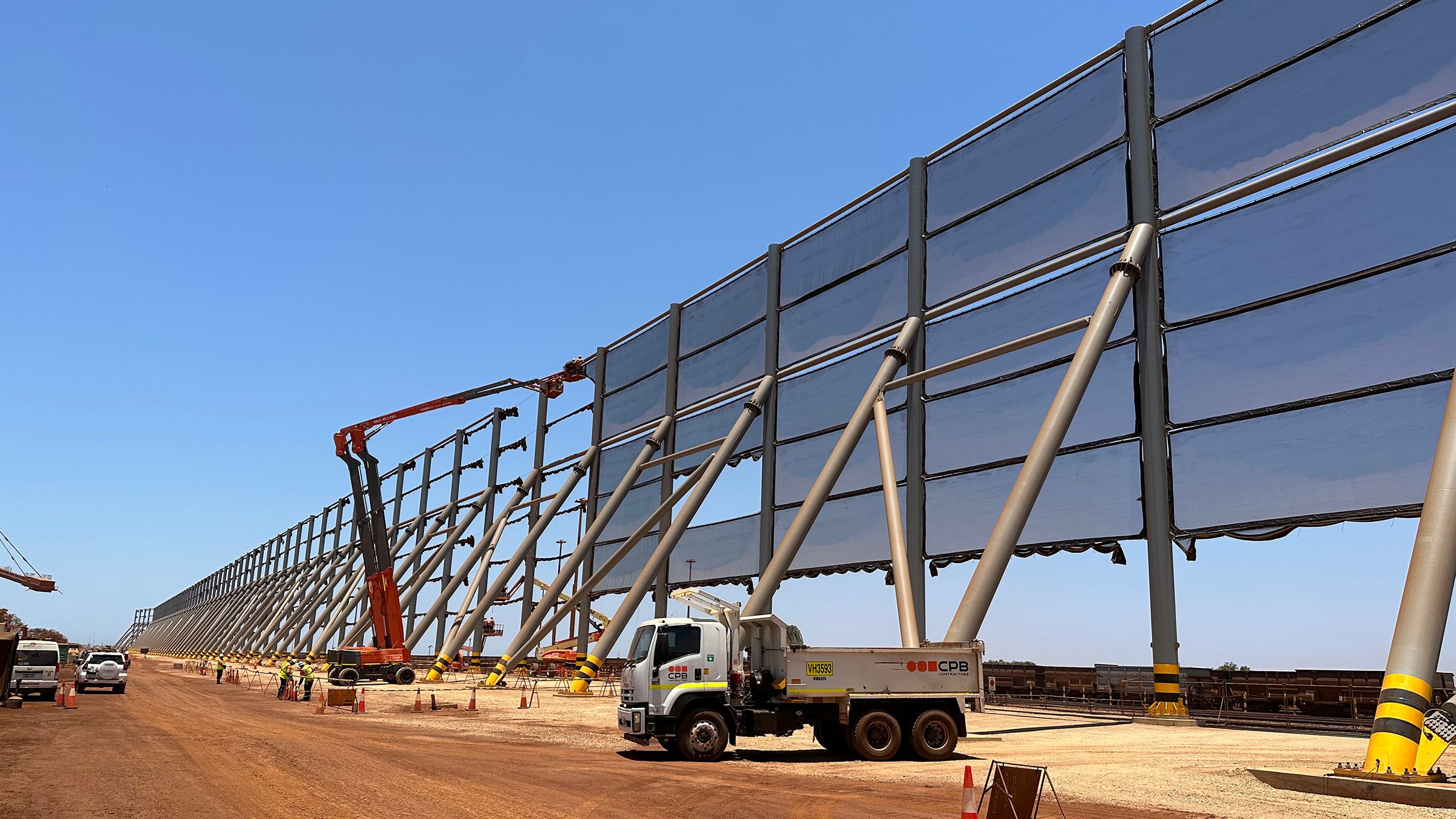 https://edge.sitecorecloud.io/cimicgroupl634d-cimicxmcloud-production-16eb/media/project/cimic/cpb/4-project-images/2022/2400x1350/port-hedland-wind-fences_approved-2400x1350.jpg?h=1350&iar=0&w=2400