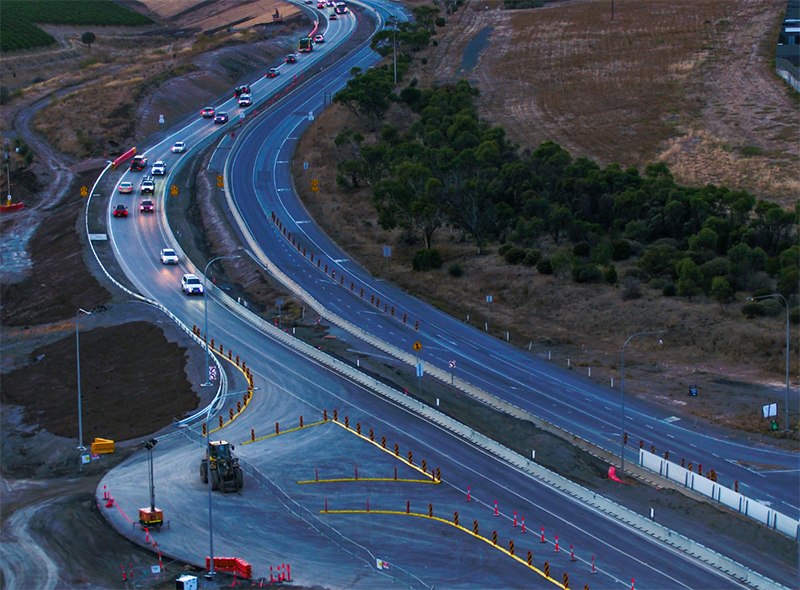 Recycled glass used to deliver major milestone on the Fleurieu Connections Victor Harbor Road duplication