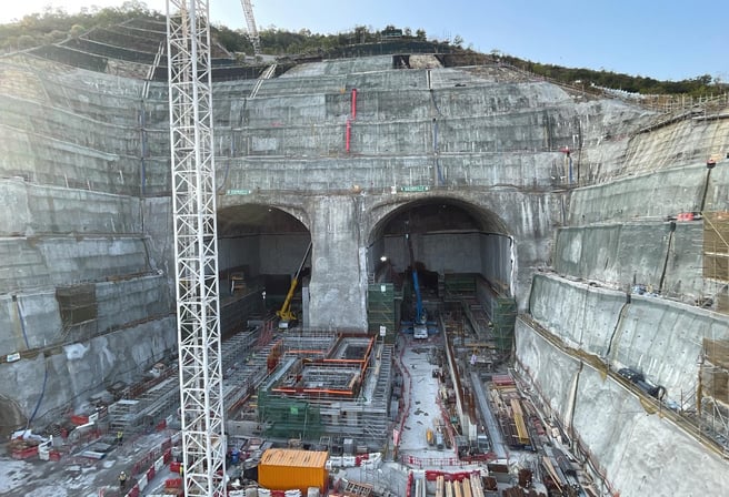 Leighton Asia uses temporary steel cofferdam and double water gate system for reclamation works at Tseung Kwan O Lam Tin Tunnel project