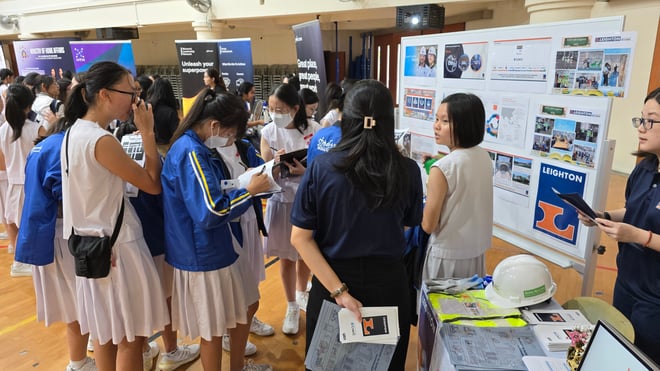 Leighton Singapore career fair in Nanyang Girls HS 2024