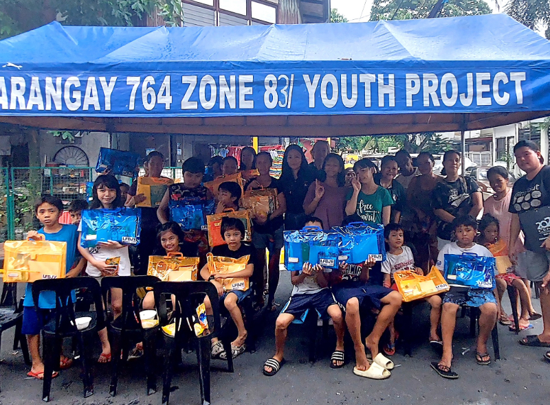 Leighton Philippines supports schoolchildren as they go back to school