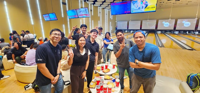 Leighton Asia in the Philippines bowling night