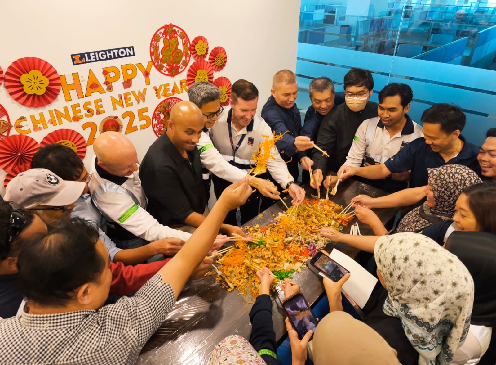 Heng ah! Huat ah! Ong ah! Enhancing camaraderie through the power of tradition