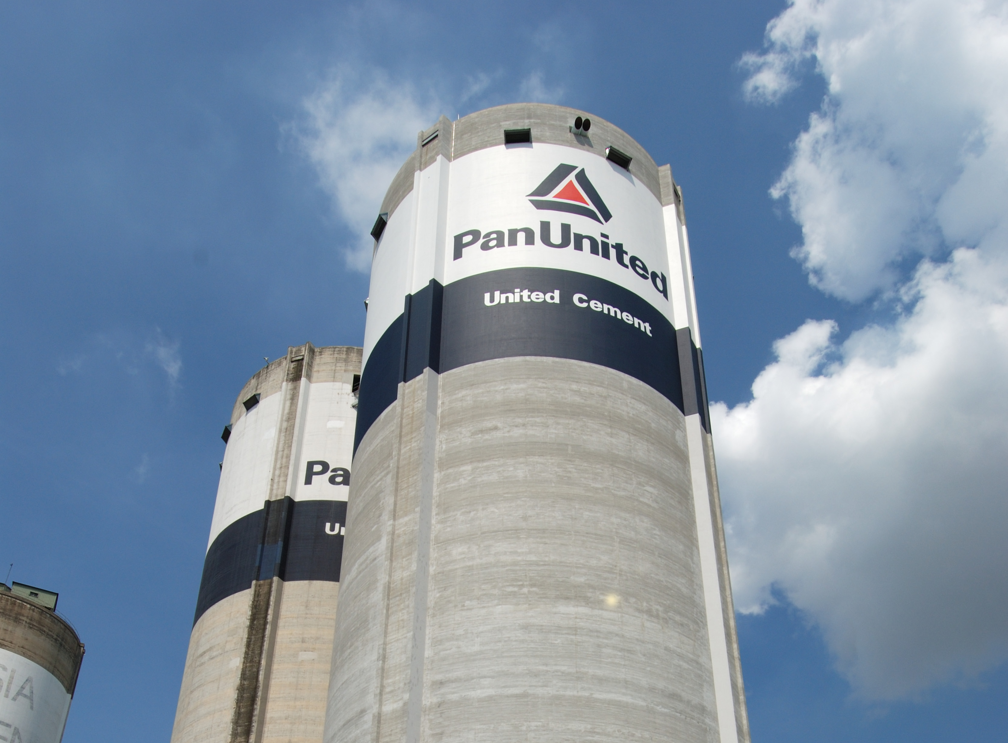 Duo Cell Cement Silo and Bulk Loading Facility