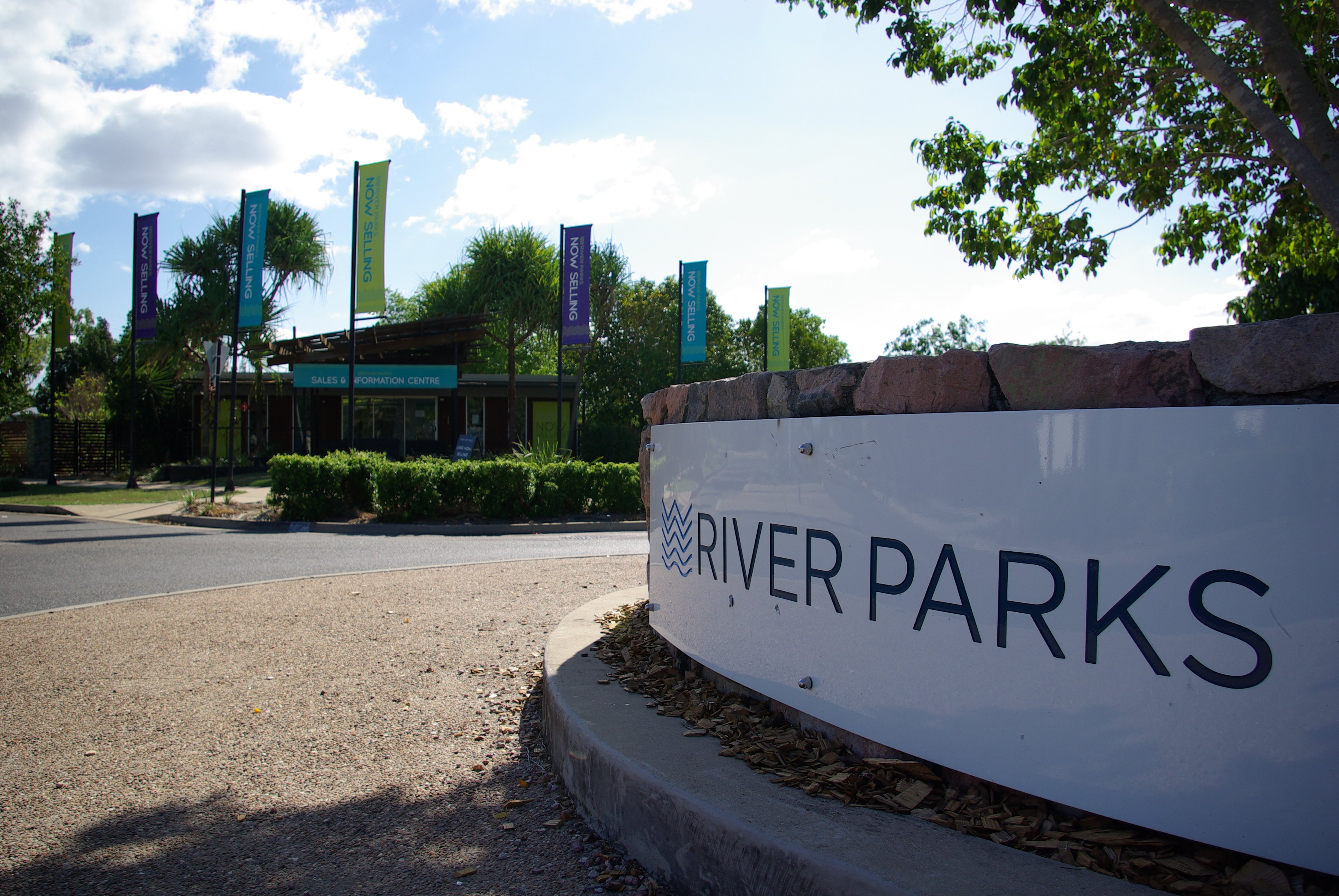 https://edge.sitecorecloud.io/cimicgroupl634d-cimicxmcloud-production-16eb/media/project/cimic/riverparks/banners/river-parks-entry.jpg?h=2592&iar=0&w=3872
