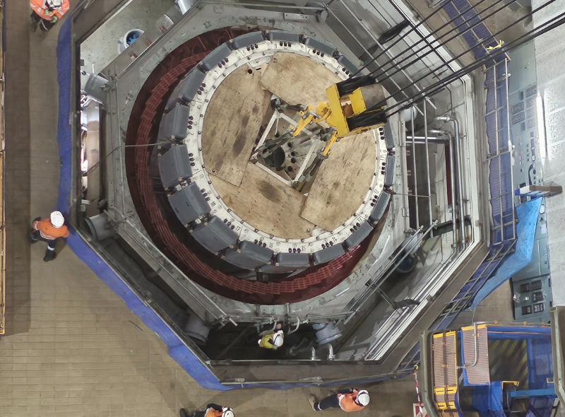 https://edge.sitecorecloud.io/cimicgroupl634d-cimicxmcloud-production-16eb/media/project/cimic/ugl/projects/energy_utilities/800-x-590-lower-turbine-cover-being-transported-to-the-turbine-level-for-installation.png?h=590&iar=0&w=800
