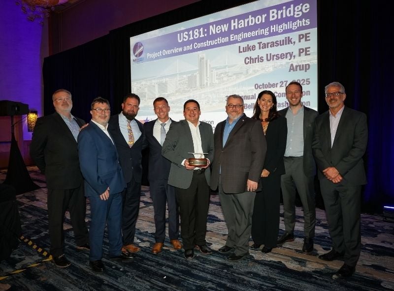 https://edge.sitecorecloud.io/cimicgroupl8739-fdcorpxmclocd75-production769c-7efe/media/project/cimic/flatiron/news/2025/800x590/bridges---harbor-bridge-earns-national-recognition---team-photo-800x590.jpg?h=590&iar=0&w=800