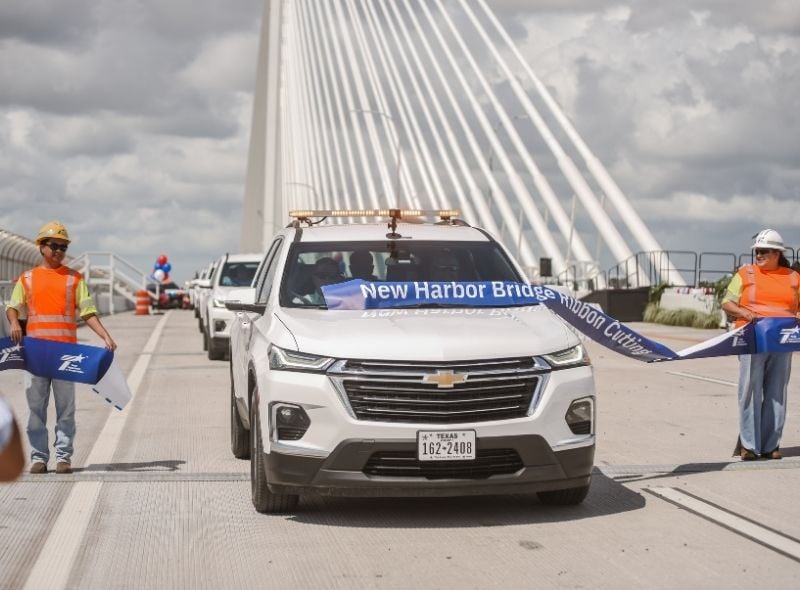 https://edge.sitecorecloud.io/cimicgroupl8739-fdcorpxmclocd75-production769c-7efe/media/project/cimic/flatiron/news/2025/800x590/bridges---texas---harbor-bridge-ribbon-cutting-800x590.jpg?h=590&iar=0&w=800