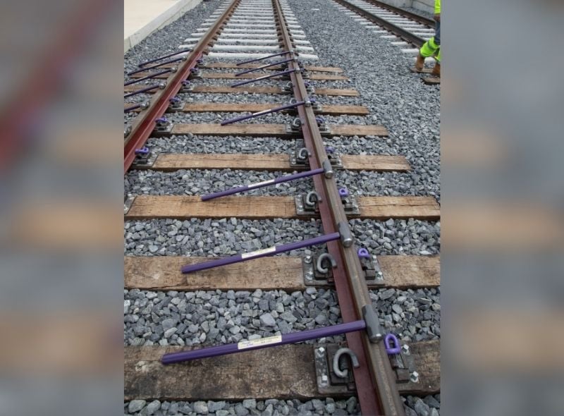 https://edge.sitecorecloud.io/cimicgroupl8739-fdcorpxmclocd75-production769c-7efe/media/project/cimic/flatiron/news/2026/800x590/rail---purple-line-installs-final-rail---view-of-rail-800x590.jpg?h=590&iar=0&w=800