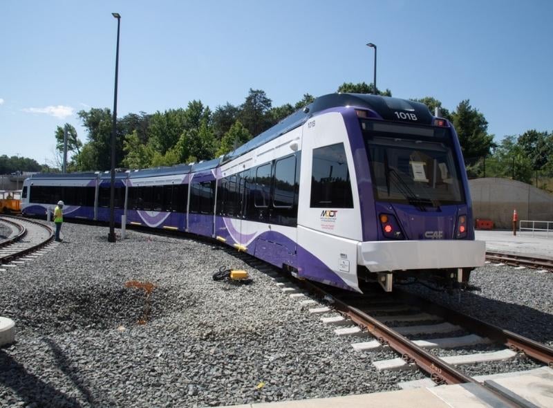 https://edge.sitecorecloud.io/cimicgroupl8739-fdcorpxmclocd75-production769c-7efe/media/project/cimic/flatiron/news/2026/800x590/rail---purple-line-installs-final-rail--800x590.jpg?h=590&iar=0&w=800