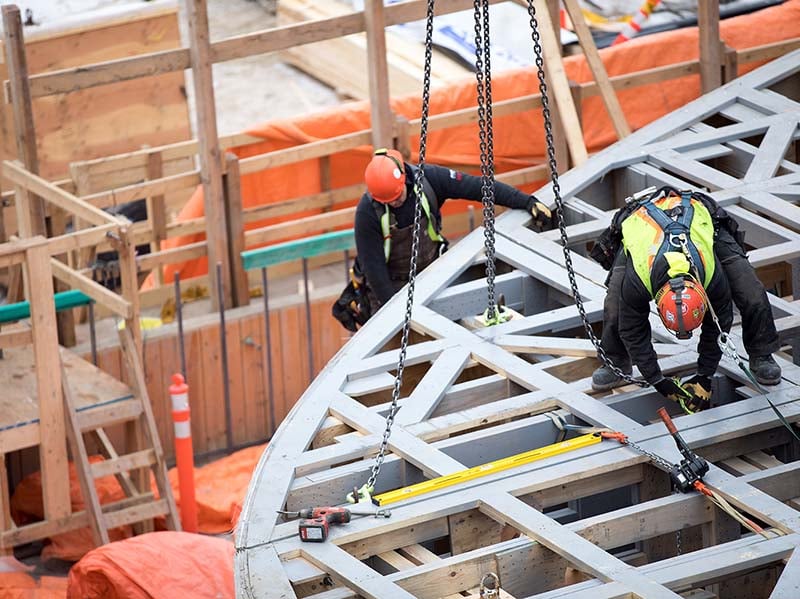 Site C Dam https://edge.sitecorecloud.io/cimicgroupl8739-fdcorpxmclocd75-production769c-7efe/media/project/cimic/flatiron/projects/dams/site-c-dam/800x590/site-c-gss_crew_3_2019.jpg?h=599&iar=0&w=800