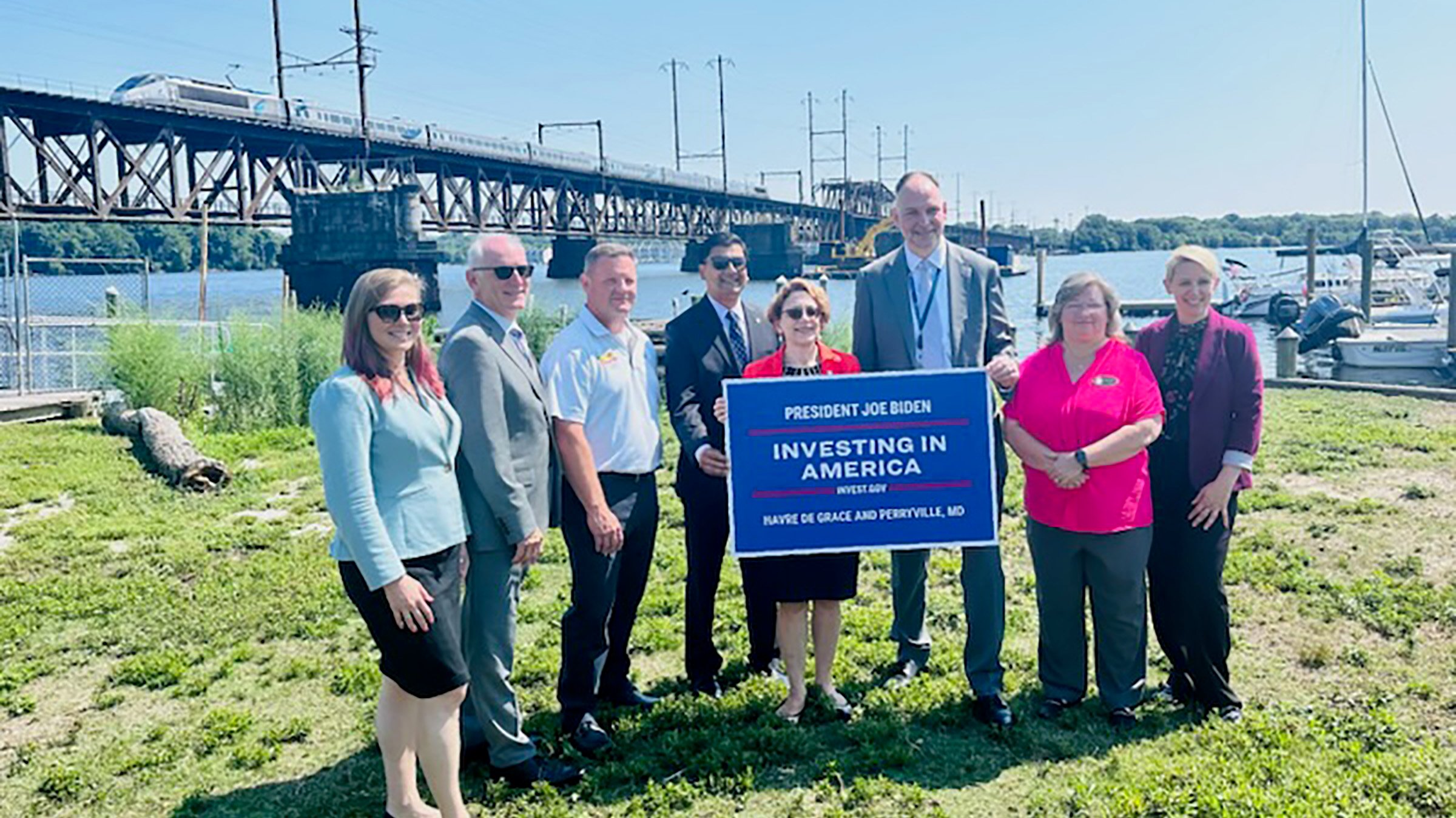 https://edge.sitecorecloud.io/cimicgroupl8739-fdcorpxmclocd75-production769c-7efe/media/project/cimic/flatiron/projects/transit/susquehanna-river-bridge/2400x1350/july-2024-project-kickoff-event.jpg?h=1350&iar=0&w=2400