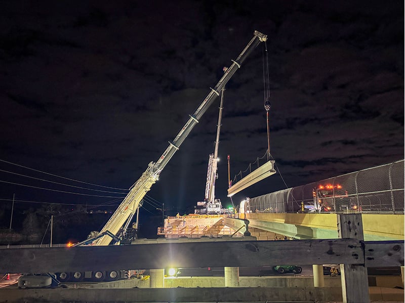 https://edge.sitecorecloud.io/cimicgroupl8739-fdcorpxmclocd75-production769c-7efe/media/project/cimic/princeconstruction/projects/highways/econlockhatchee-trail/800x590/econ-beam-setting-over-408-800x599.jpg?h=599&iar=0&w=800