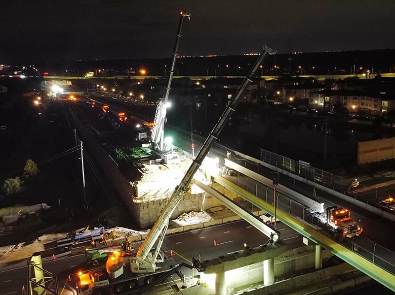 https://edge.sitecorecloud.io/cimicgroupl8739-fdcorpxmclocd75-production769c-7efe/media/project/cimic/princeconstruction/projects/highways/econlockhatchee-trail/800x590/econ-beam-setting-over-800x599.jpg?h=599&iar=0&w=800