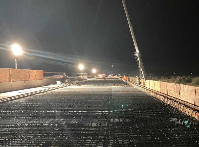 https://edge.sitecorecloud.io/cimicgroupl8739-fdcorpxmclocd75-production769c-7efe/media/project/cimic/pulice/news/2026/800x590/highways---gila-river-bridge-team-completes-430-cubic-yard-deck-pour---bridge-view-800x590.jpg?h=590&iar=0&w=800