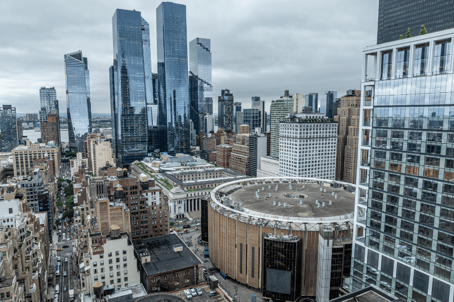 https://edge.sitecorecloud.io/cimicgroupl8739-fdcorpxmclocd75-production769c-7efe/media/project/cimic/spcco/knicks-pic-6.png?h=599&iar=0&w=900