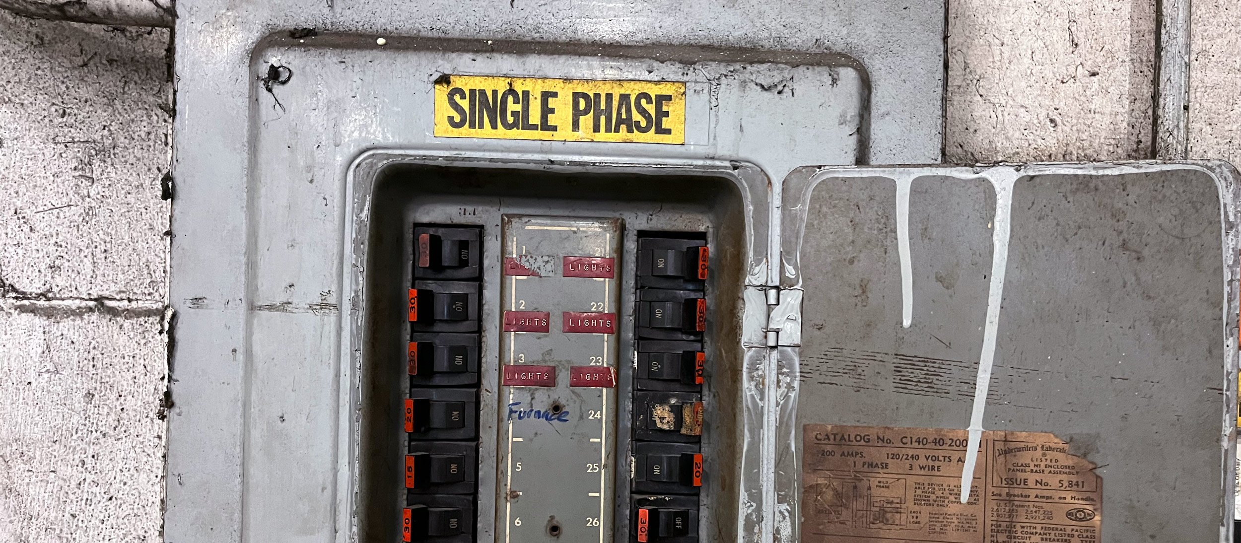 Open Stab Lok circuit breaker