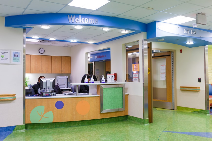 NICU welcome desk