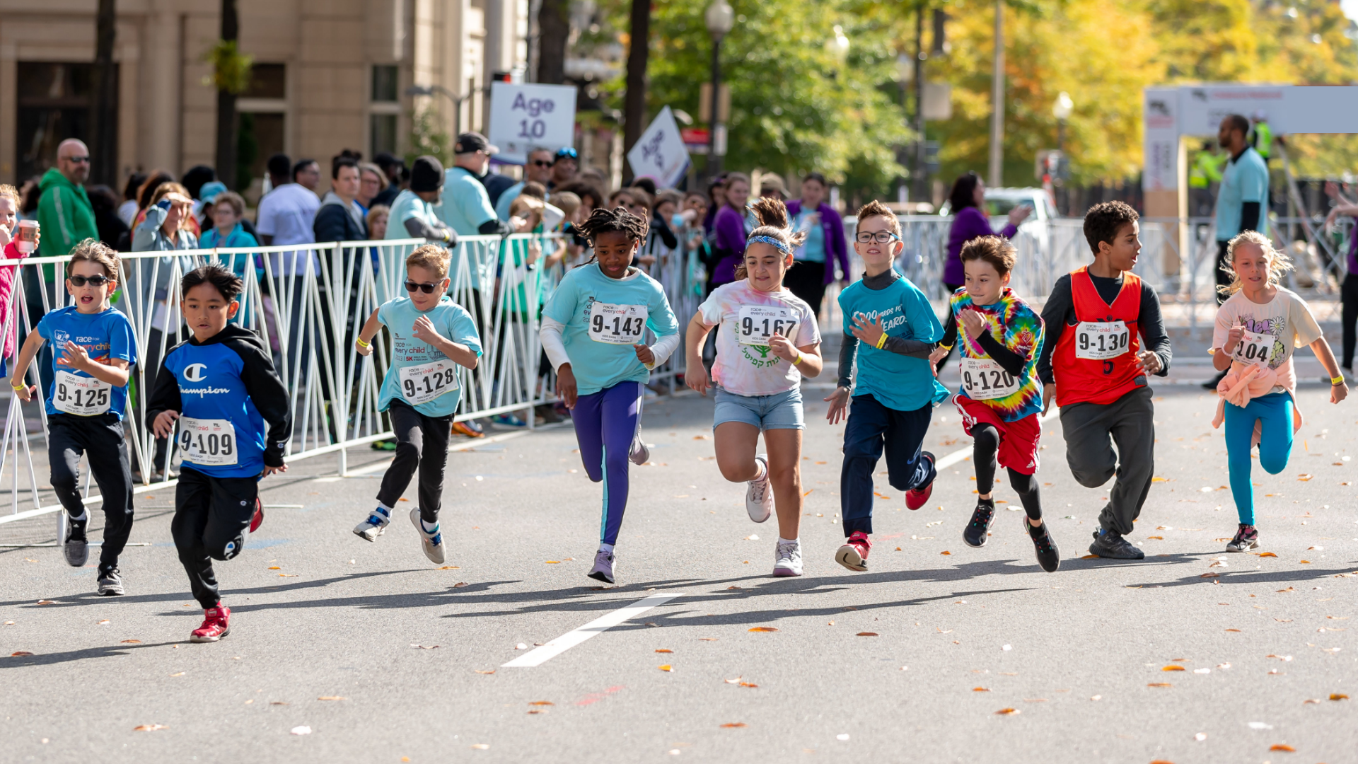 Group of children running in a race.