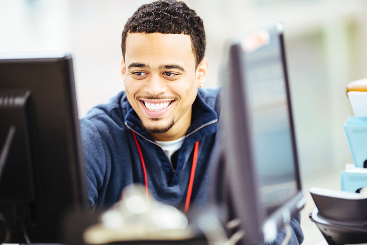 physician using computer