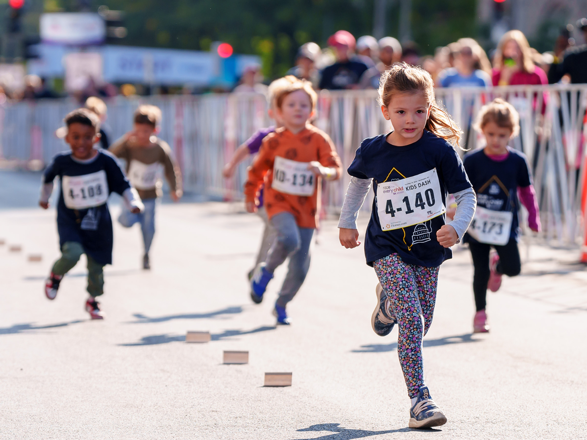 children running