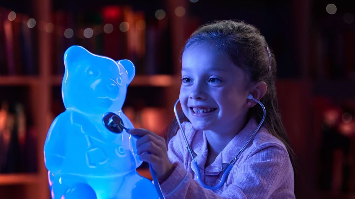Dr. Bear installations at Children’s National light up every time someone makes a donation and during special light shows.