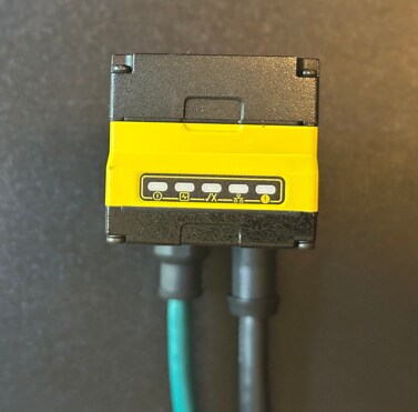 What Orientation do Right Angle Cables Exit on an In-Sight SnAPP SP2800_Image-7