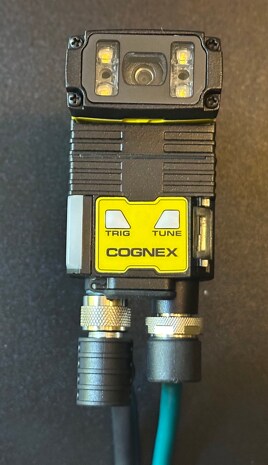 What Orientation do Right Angle Cables Exit on an In-Sight SnAPP SP2800_Image-8