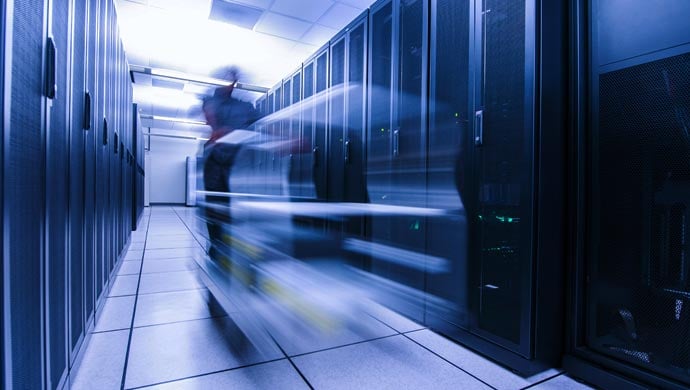what is data center migration