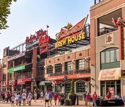 BpvBallysClarkCrowd410*350