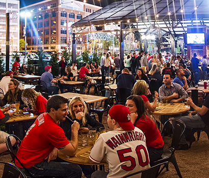 BPV_BudBeerGarden_People_410x350