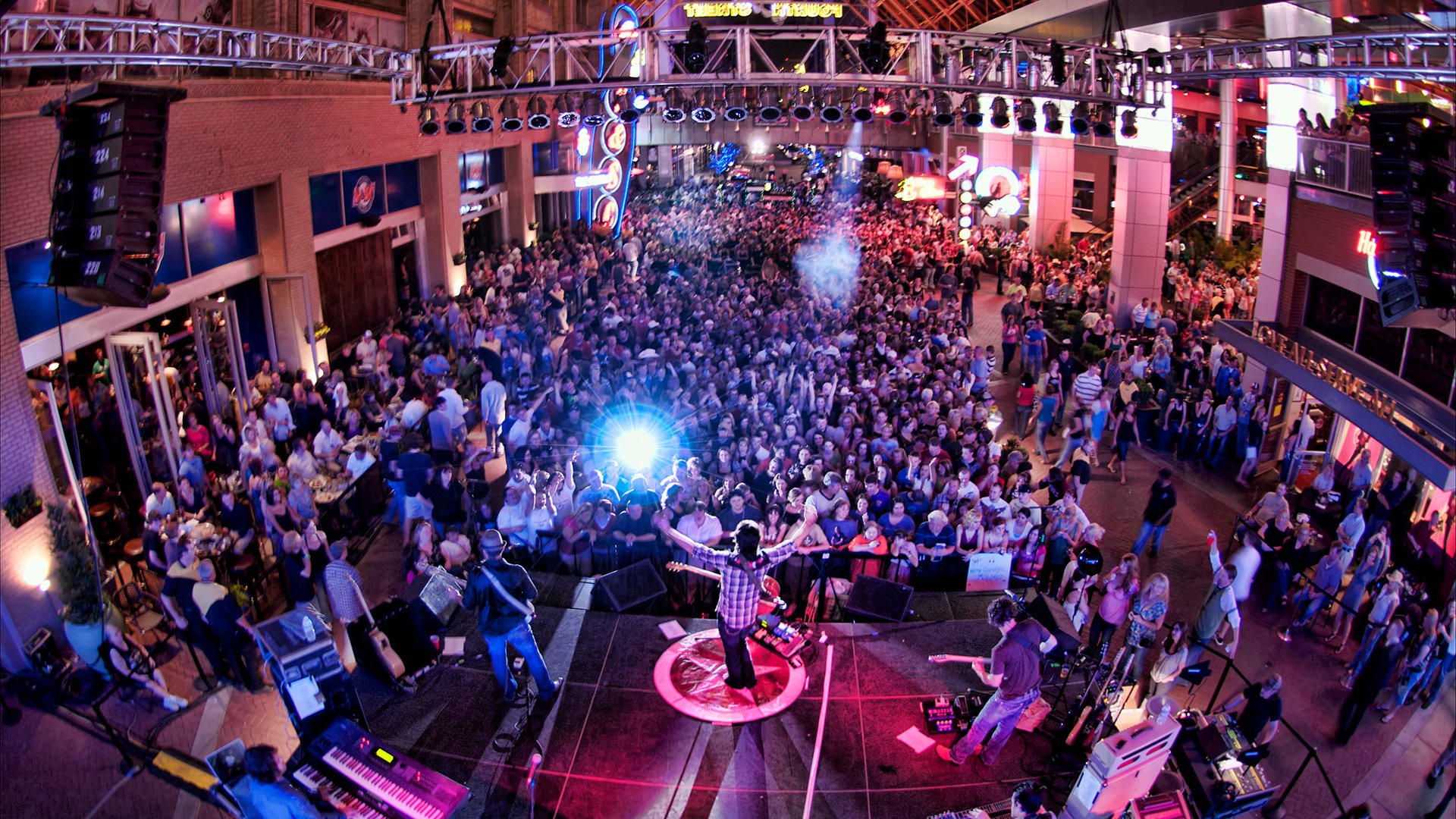A party at Fourth Street Live