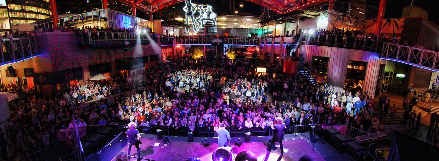 Power and Light District - Kansas City Live Concert