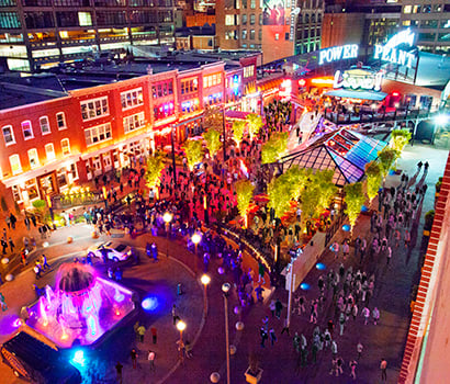 PPL_Exterior_Night_410x350