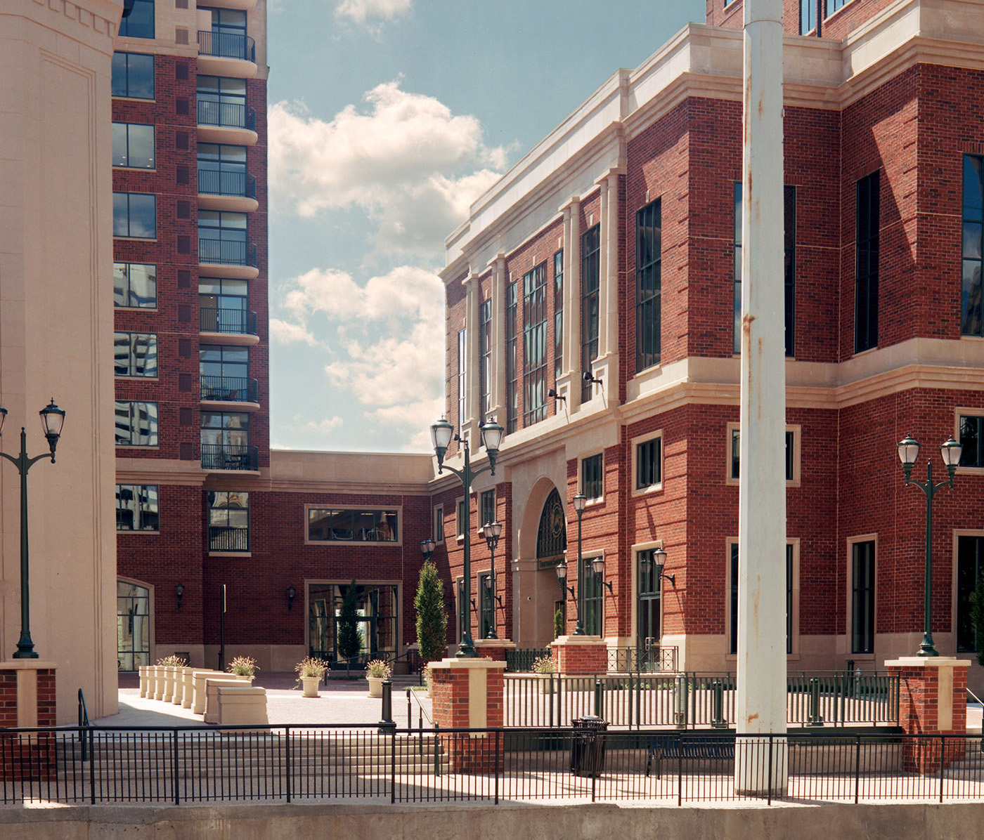 ROTJ_Courtyard_410x350