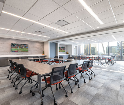SPKStlLargeConfRoomNEW410*350