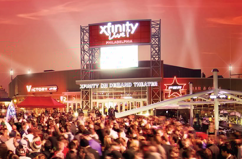 XL_Exterior_Concert_Pano_Red_820x540